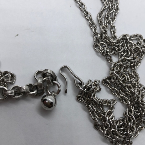 VTG Tasseled Pendant with blue rhinestones. - Picture 5 of 9